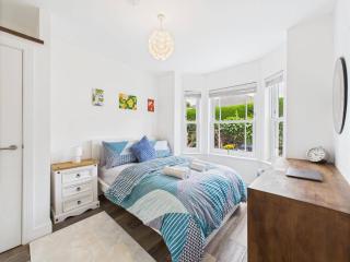 4Br4Ensuite-Garden-W&D-CloseToCityCentre - Reading - 0