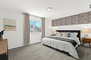 Charming & Spacious 1BR Upper Flat in Royal Oak - Royal Oak - 0