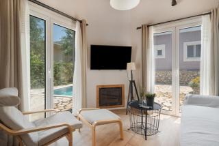 Stathis Suite - Exanthia - 7