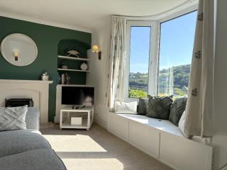 Coastal Escape River Views, Terrace & Parking - Dartmouth - 6