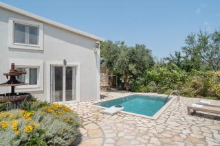 Stathis Suite - Exanthia - 9