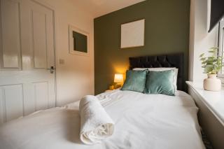 Einstein House By Horizon Stays - Stockton-on-Tees - 2