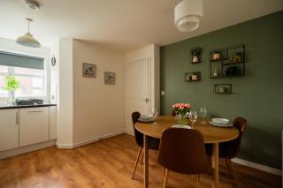 Einstein House By Horizon Stays - 9