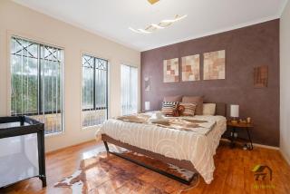 Quiet and Cozy house in Seaford Rise - 5