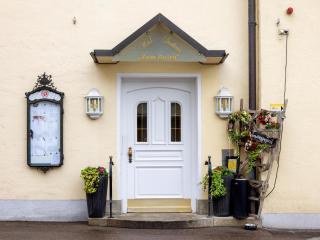 Gasthaus & Hotel "Zum Boarn" - Rain - 1
