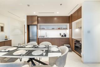 Brand new 1BR Stunning Beach View Emaar Beachfront - 1