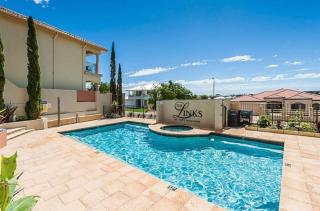 Pyramids Hideaway with Pool - Walk to Beach and The Cut Golf Course - Dawesville - 0