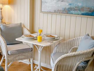 1 Bed in Whitsand Bay 90168 - Antony - 3