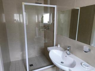 Camdene Guesthouse - 6