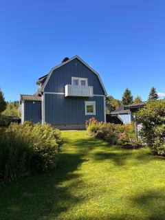 Little Blue House by Lake Vättern - Olshammar - 1