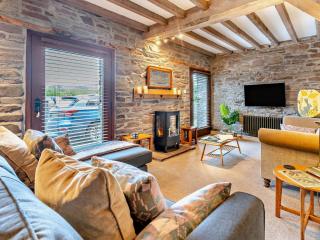 2 bed in Brecon 80519 - Llangorse - 0