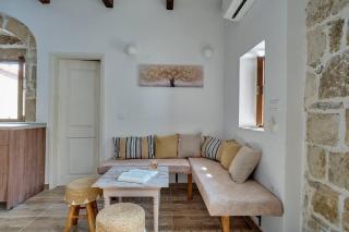 Vasileios Moments - 3