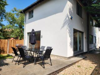 3Bedroom Modern house, Free Parkings, WiFi, Spacious, Near JR hospital and centre - Oxford - 4