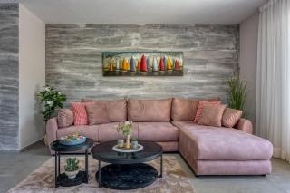 Villa Aria with heated Pool and Whirlpool - Happy Rentals - 2