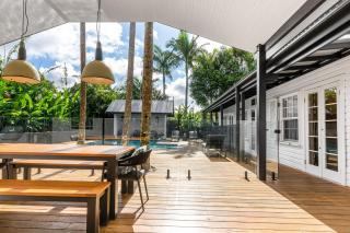 Luxury Family Estate l Pet Friendly l Nova Escapes - 4