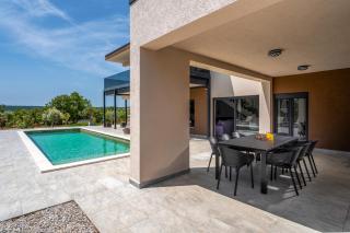 Villa Quinta by Briskva - 6