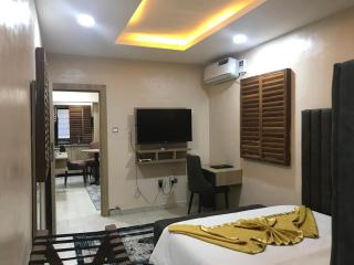 Homegate Resort - Araromi - 2