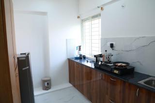 Octave Happy Home Stays - Bangalore - 9