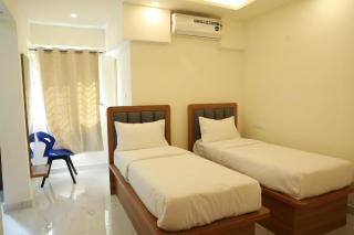 Octave Happy Home Stays - Bangalore - 1