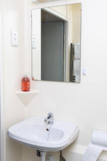 The friendly pod - Glasgow - 9