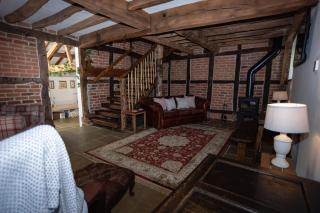 Treehouse Cottage Spa Retreat - Hereford - 3