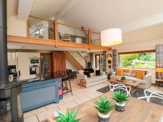 Lawnswood - Scarborough - 2