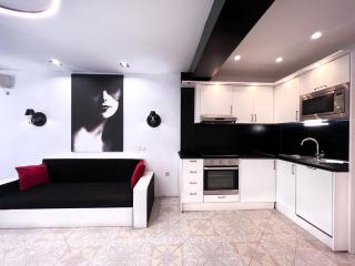 HighFashion 2-Bedroom Duplex NeonicaLux in PanoramicRoofComplex - Balchik - 9