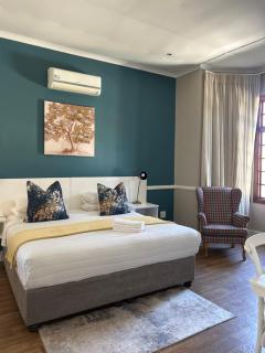 Hidden Villas Guesthouse - East London - 3