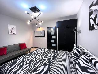 HighFashion 2-Bedroom Duplex NeonicaLux in PanoramicRoofComplex - Balchik - 1