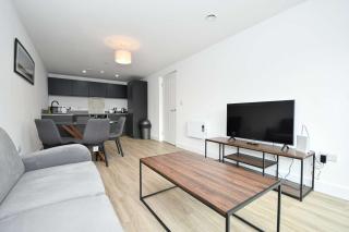 Modern & Spacious 2 Bedroom Liverpool Apartment - Liverpool - 3
