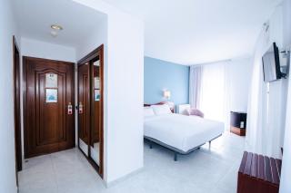 Hotel Plaça - Sant Feliu de Guíxols - 3
