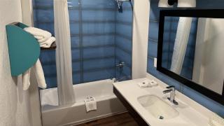 Motel 6 Galveston, TX Seawall - Galveston - 7