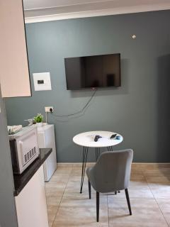 Cosy Cottage Apartments - Francistown - 7