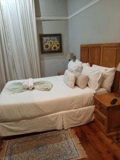 Kardinal guesthouse on 44 St Phillips street - Gqeberha - 5