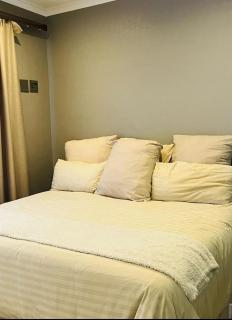 Letsleep - - 5