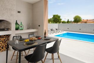 Villa Ovis - Peresiji - 2