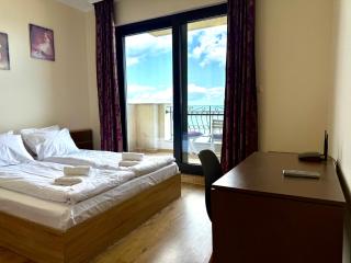 Cosher - Gardenia Palace Apt 9 Free Parking - 1