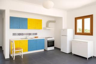 Balcony Bliss Retreat- Family Friendly - Mytilini - 8