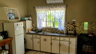 Cottage on Long - Montagu - 4