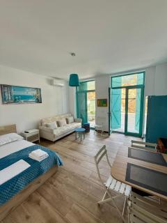 Flower Cozy Flat at Santorini Resort - Himare - 7