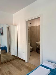 Flower Cozy Flat at Santorini Resort - Himare - 3
