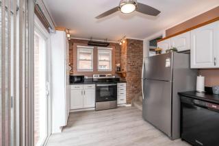 Lakeside Landing - Modern & Chic 3BR Retreat - - 7