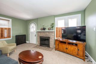 Lakeside Landing - Modern & Chic 3BR Retreat - - 6