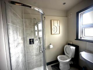 Luxury Comfort & Stylish Streatham Rooms - Streatham Vale - 1