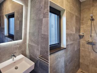 Luxurious detached water villa with jetty - 7