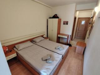 Studio apartment with mountain view at Eagle Rock complex - Beli Iskar - 1