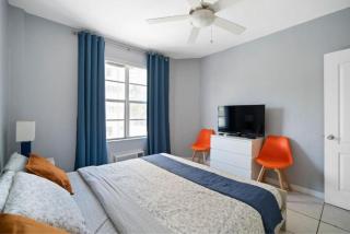 South Beach Luxury, 2 Bedroom, Across from Beach - 6