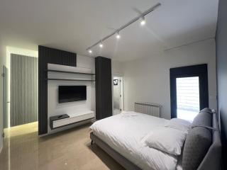 Apartment with Spacious Terrace in Beit Mere - 3