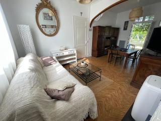 Bagatelle House - 6