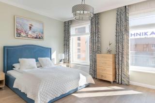 Luxury Apartment with Three Bedrooms Air Conditioning and Parking by Noclegi Renters - Danzig - 7